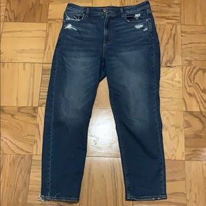 American Eagle Mom Jean